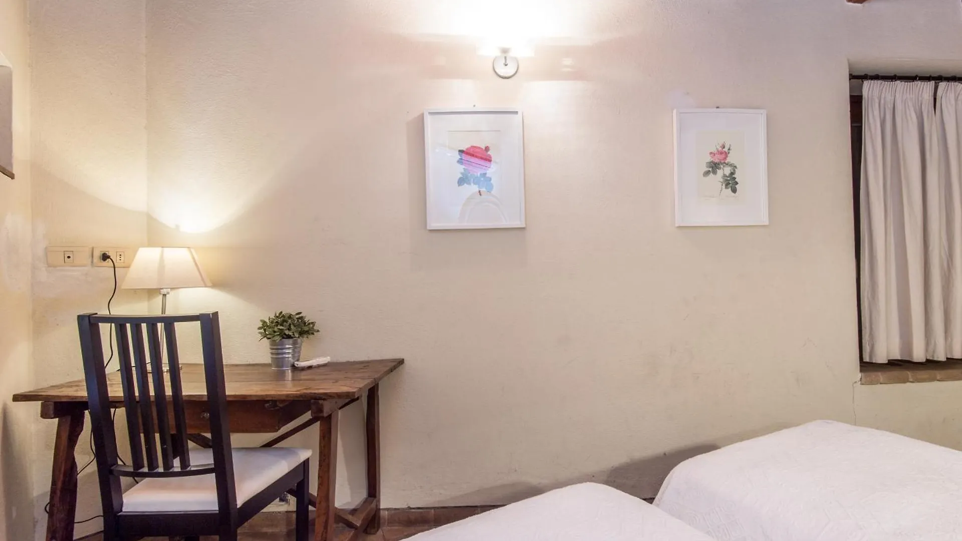 Enchanting Two Bedroom Navona Rome Apartment